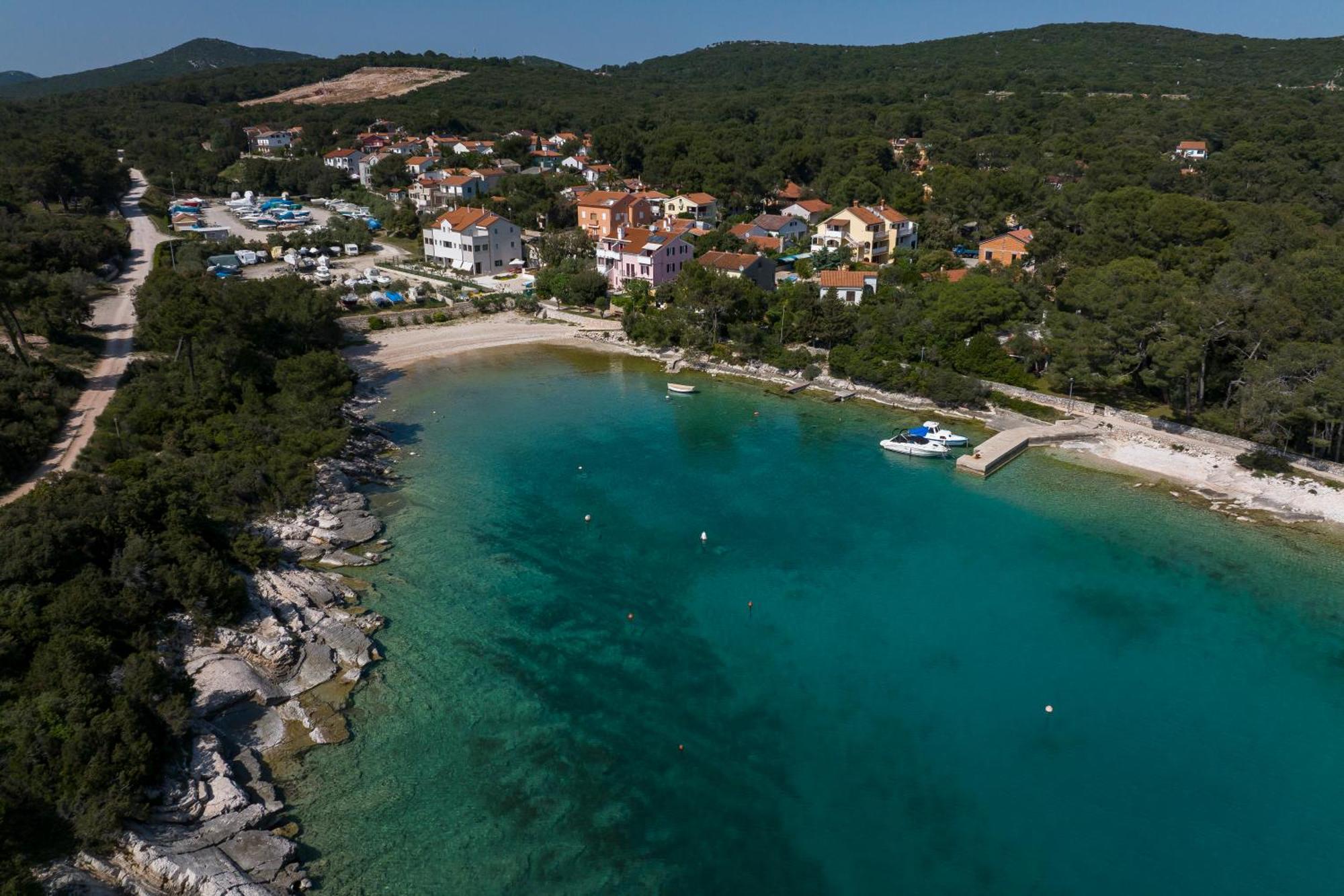 Apartments Divna Mali Lošinj Eksteriør bilde
