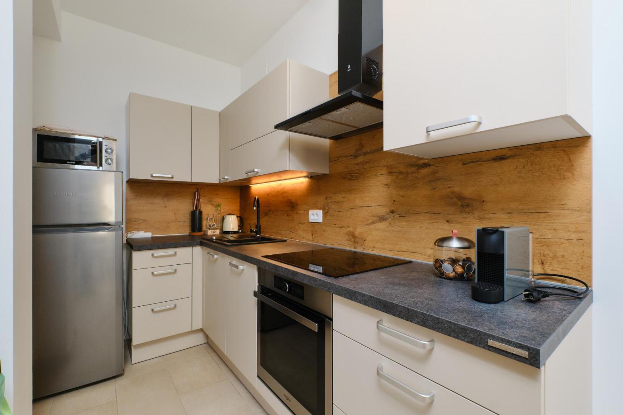 Apartments Divna Mali Lošinj Eksteriør bilde