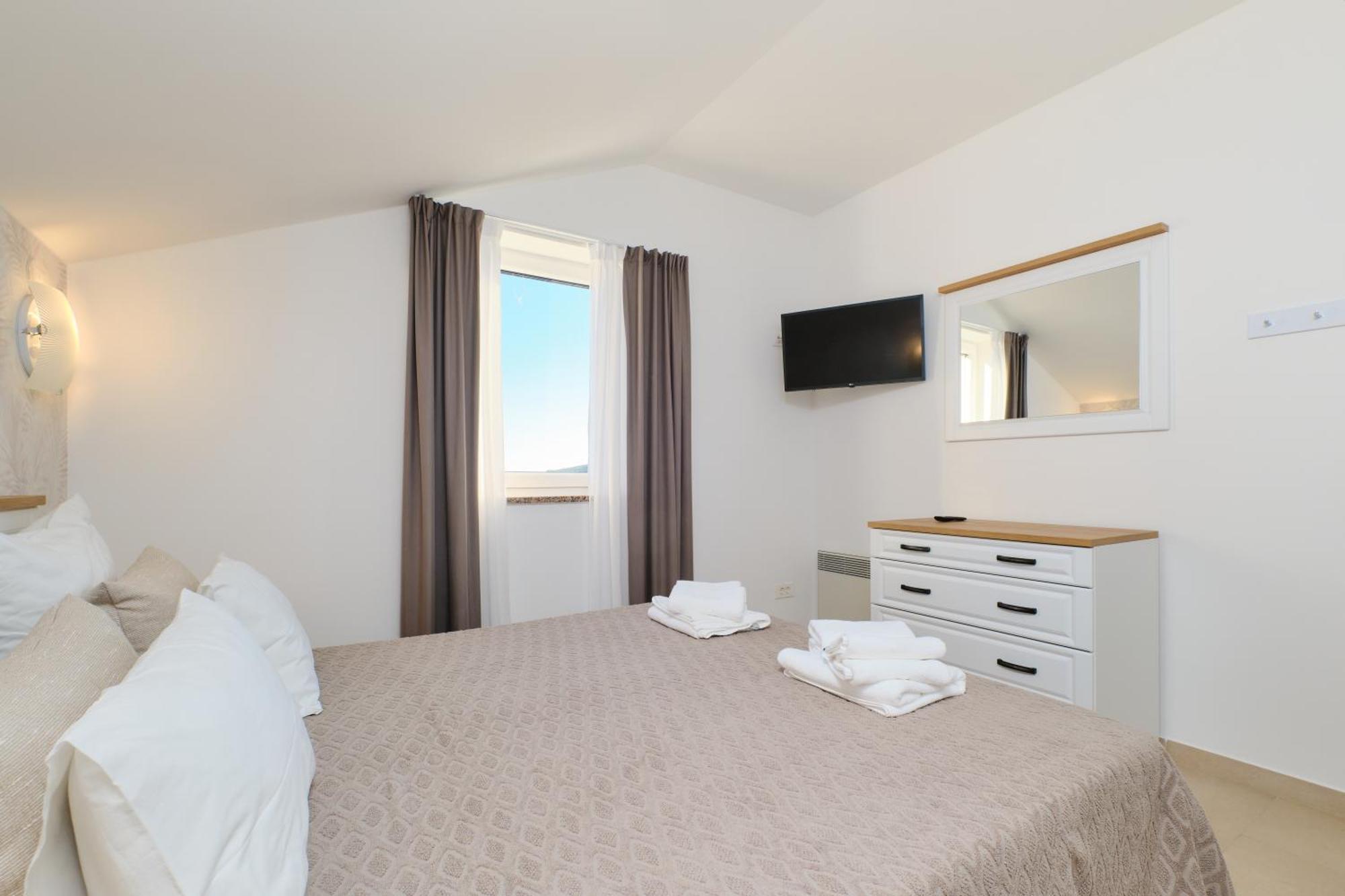 Apartments Divna Mali Lošinj Eksteriør bilde