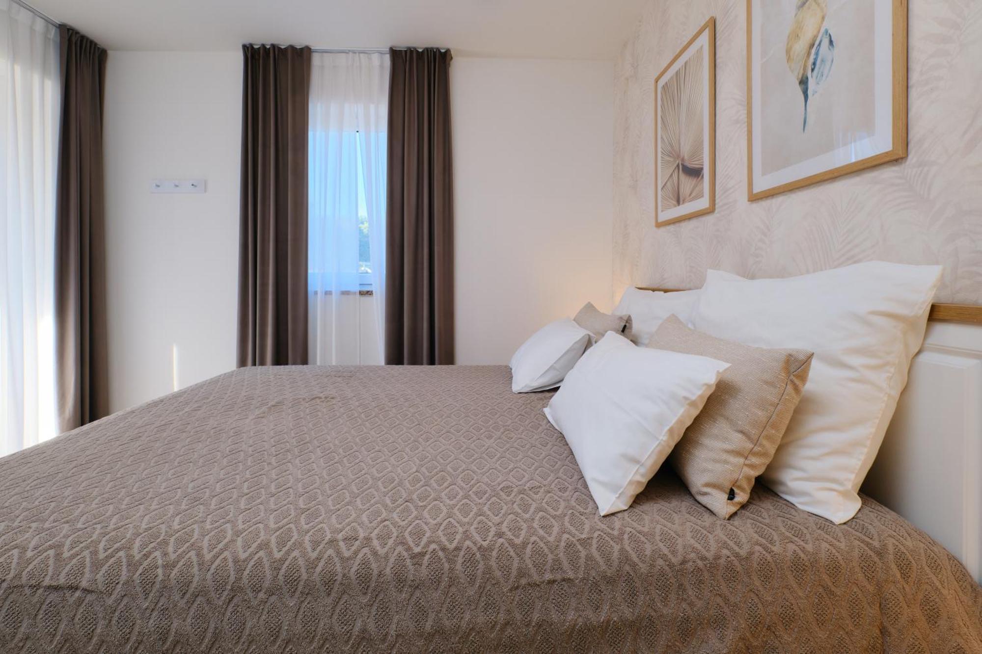 Apartments Divna Mali Lošinj Eksteriør bilde