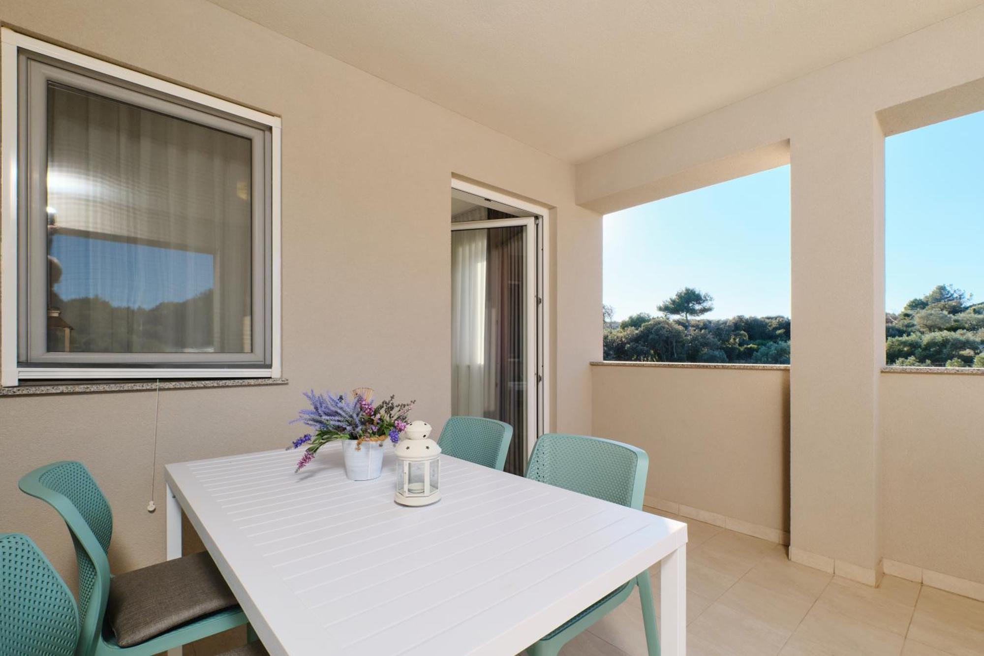 Apartments Divna Mali Lošinj Eksteriør bilde